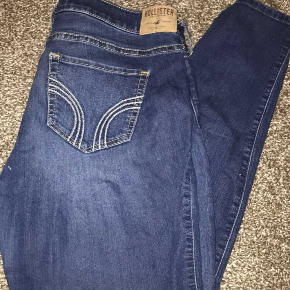 Hollister jeans